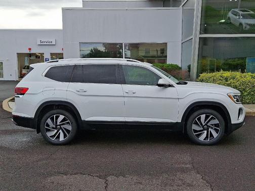 2025 Volkswagen Atlas 2.0T SEL