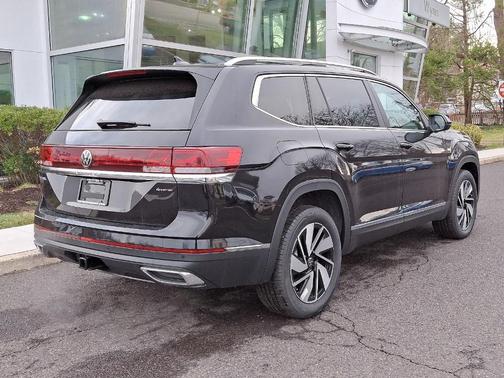 2025 Volkswagen Atlas 2.0T SEL