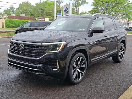 2025 Volkswagen Atlas 2.0T SEL Premium R-Line