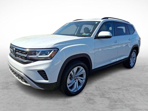 Pure White 2022 Volkswagen Atlas 2.0T SE