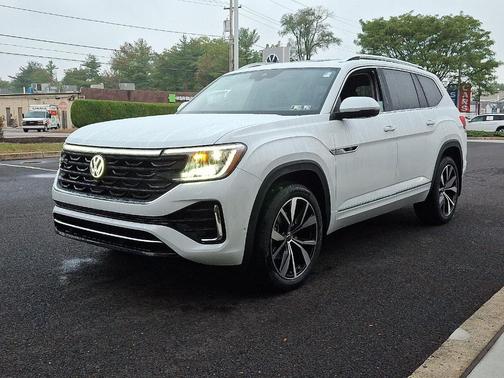 2026 Volkswagen Atlas 2.0T SEL Premium R-Line