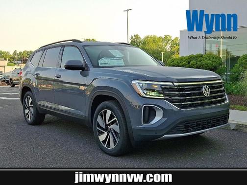 2025 Volkswagen Atlas 2.0T SE