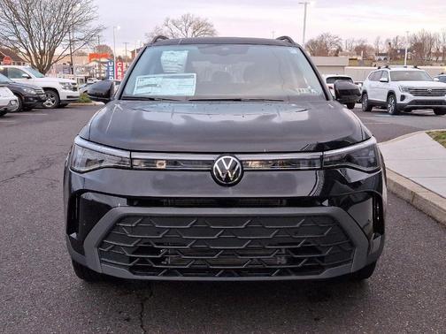 2025 Volkswagen Taos 1.5T SE Black