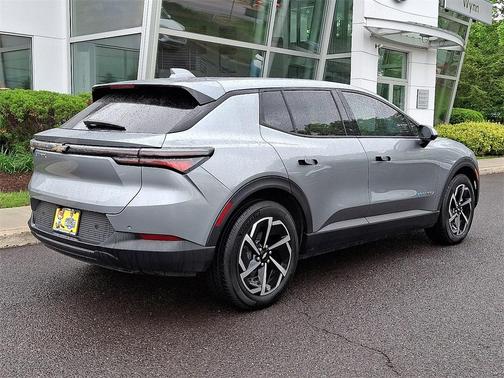 2025 Chevrolet Equinox EV LT