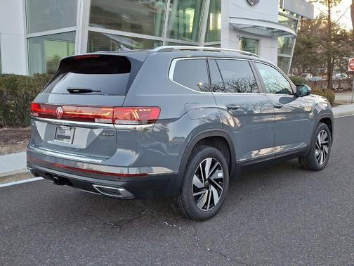 2025 Volkswagen Atlas 2.0T SEL