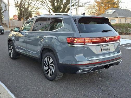 2025 Volkswagen Atlas 2.0T SEL