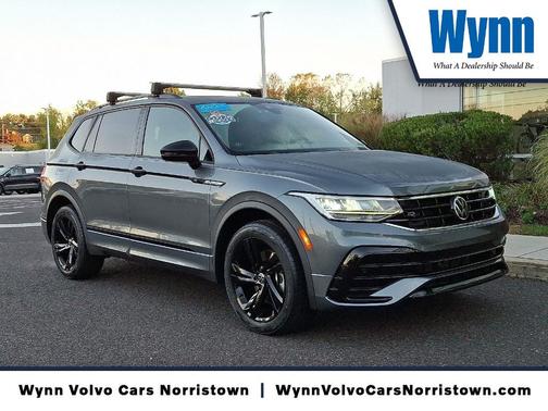 2023 Volkswagen Tiguan 2.0T SE R-Line Black