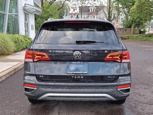 2024 Volkswagen Taos 1.5T SE