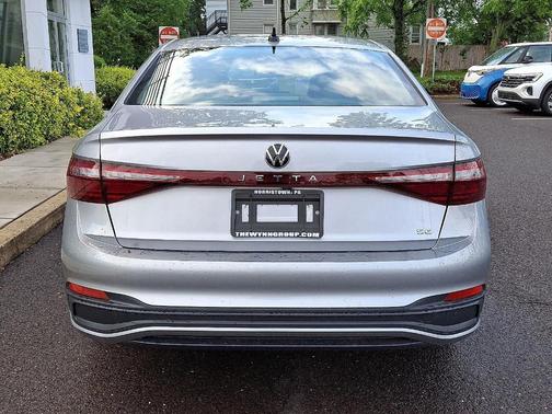 2025 Volkswagen Jetta 1.5T SE