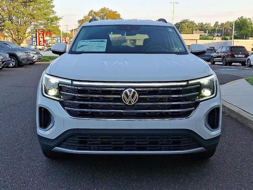 2025 Volkswagen Atlas 2.0T SE