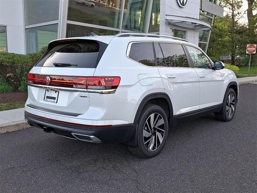 2025 Volkswagen Atlas 2.0T SEL