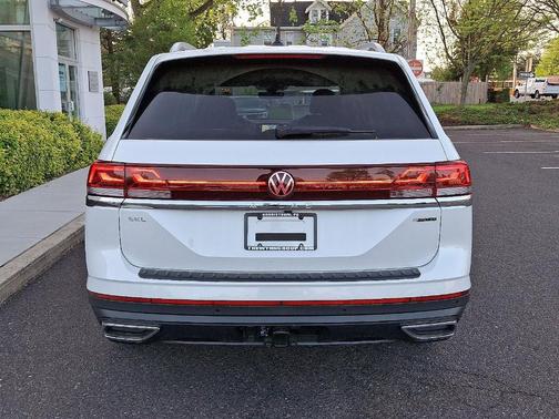 2025 Volkswagen Atlas 2.0T SEL
