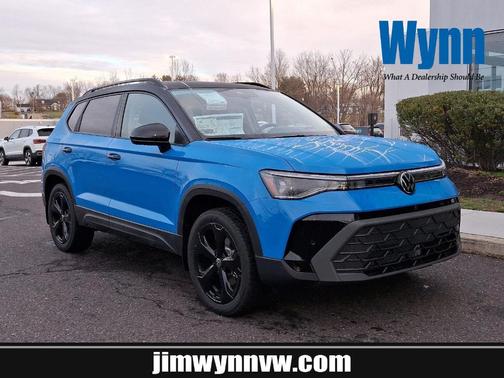 2025 Volkswagen Taos 1.5T SE Black