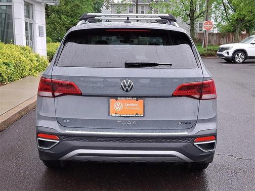 2024 Volkswagen Taos 1.5T SE