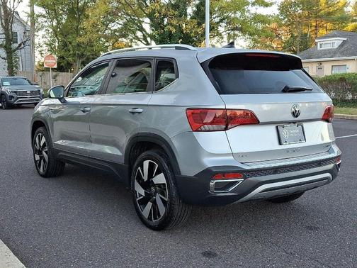 2024 Volkswagen Taos 1.5T SEL