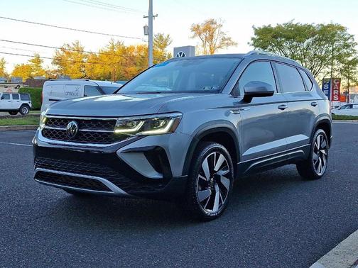 2024 Volkswagen Taos 1.5T SEL