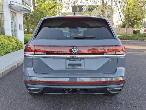 2025 Volkswagen Atlas 2.0T SE