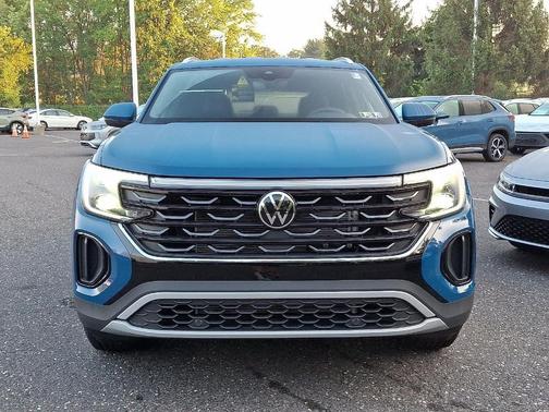 2025 Volkswagen Atlas Cross Sport 2.0T SE