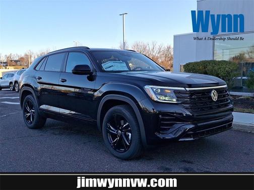 2025 Volkswagen Atlas Cross Sport 2.0T SEL R-Line Black