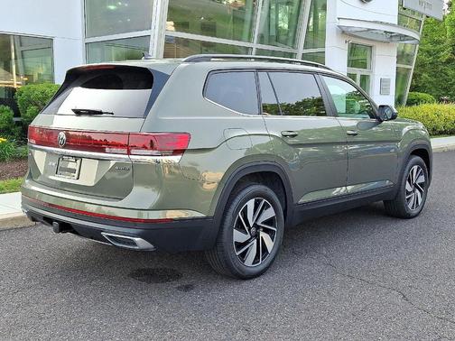 2025 Volkswagen Atlas 2.0T SE
