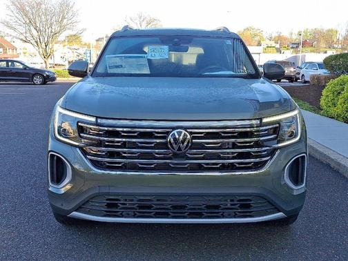 2025 Volkswagen Atlas 2.0T SEL