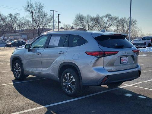 2020 Toyota Highlander XLE