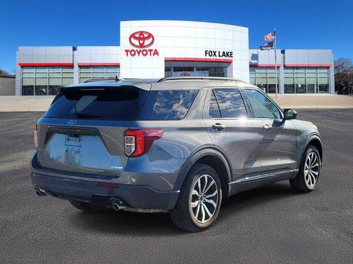 2022 Ford Explorer ST-Line