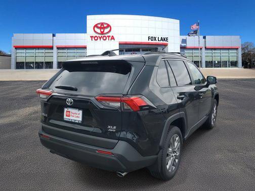 2025 Toyota RAV4 XLE Premium