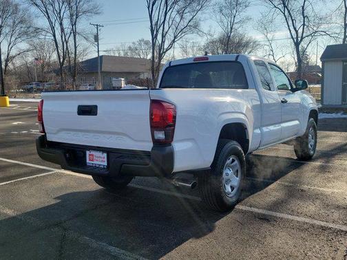 2022 Toyota Tacoma SR