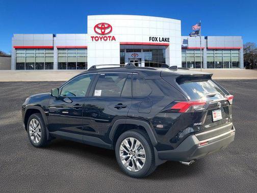 2025 Toyota RAV4 XLE Premium