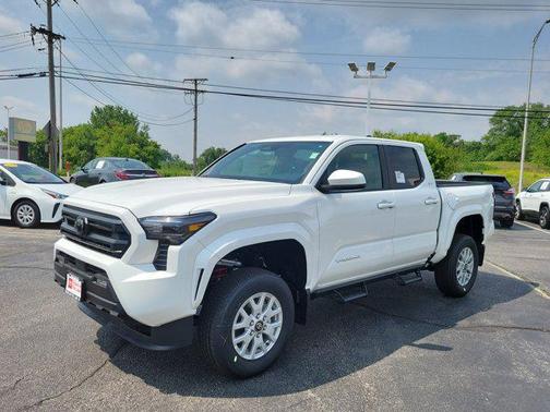 2025 Toyota Tacoma SR5