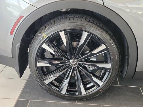 2026 Toyota Crown Platinum