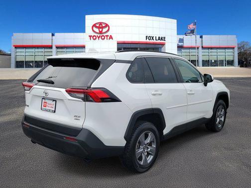 2022 Toyota RAV4 XLE