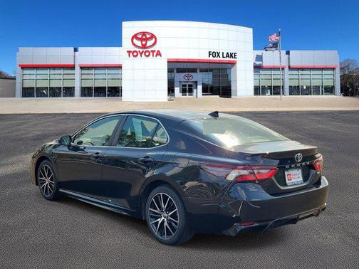 2022 Toyota Camry SE