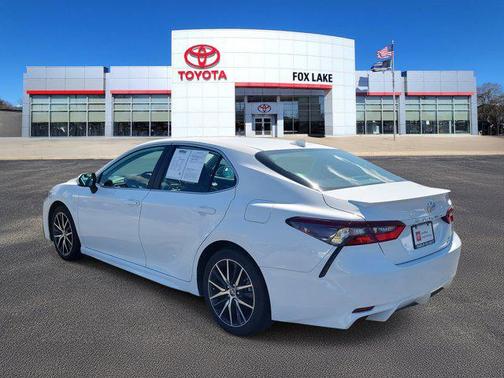 2022 Toyota Camry SE
