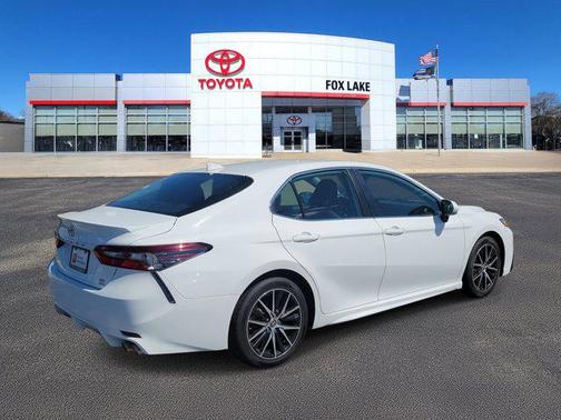 2022 Toyota Camry SE