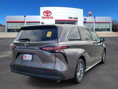 2021 Toyota Sienna LE
