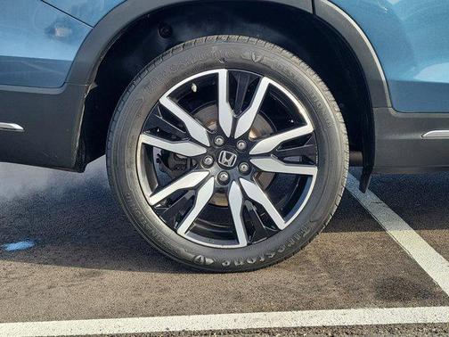 2019 Honda Pilot Touring 8-Passenger