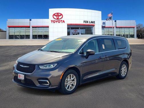 2023 Chrysler Pacifica Touring L