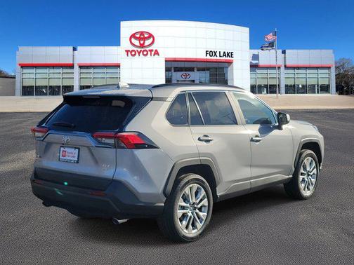 2025 Toyota RAV4 XLE Premium