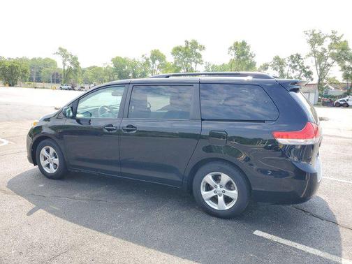 2014 Toyota Sienna LE