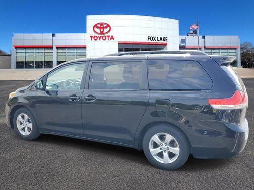 2014 Toyota Sienna LE