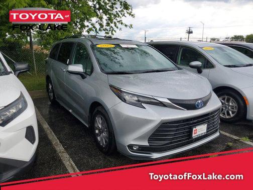 2025 Toyota Sienna XLE 7 Passenger