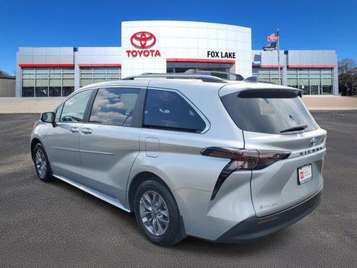 2025 Toyota Sienna XLE 7 Passenger
