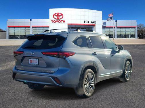 2021 Toyota Highlander Platinum
