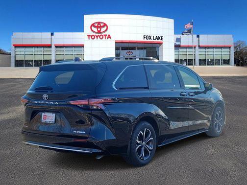 2025 Toyota Sienna Platinum