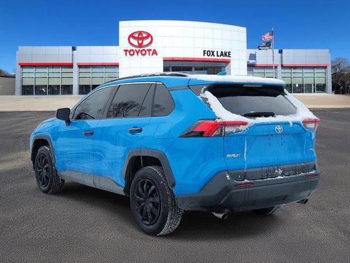 2020 Toyota RAV4 LE