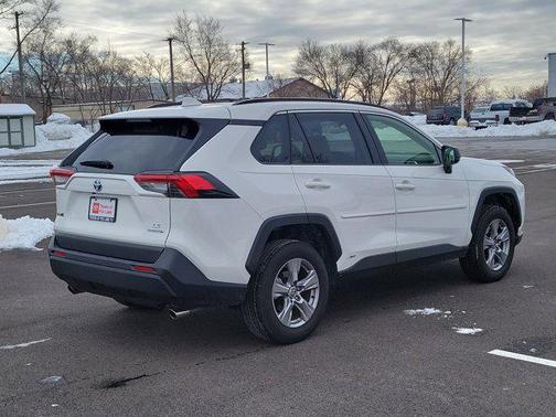 2023 Toyota RAV4 Hybrid LE