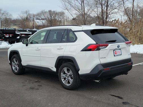 2023 Toyota RAV4 Hybrid LE