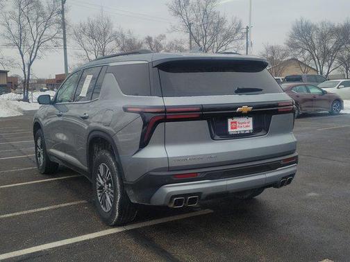 2024 Chevrolet Traverse LT